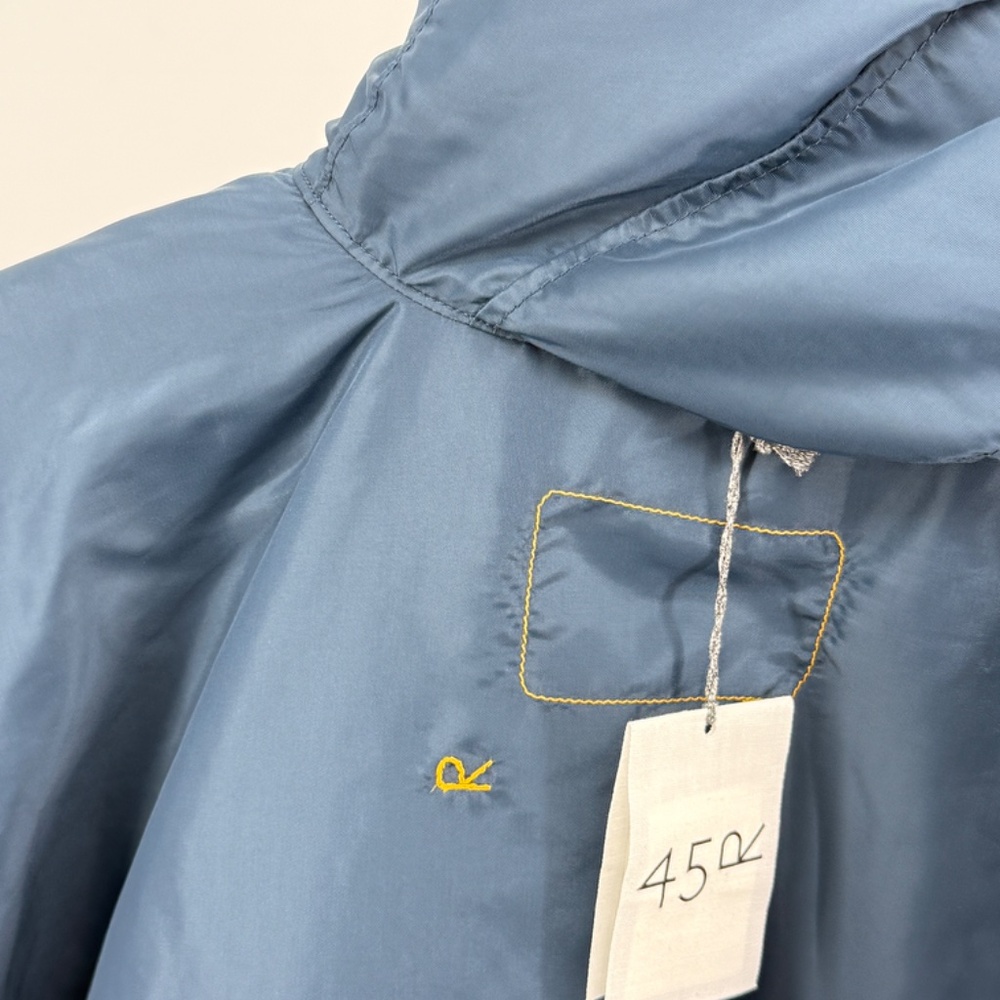 45r Nylon Poncho - Picture 3 of 4